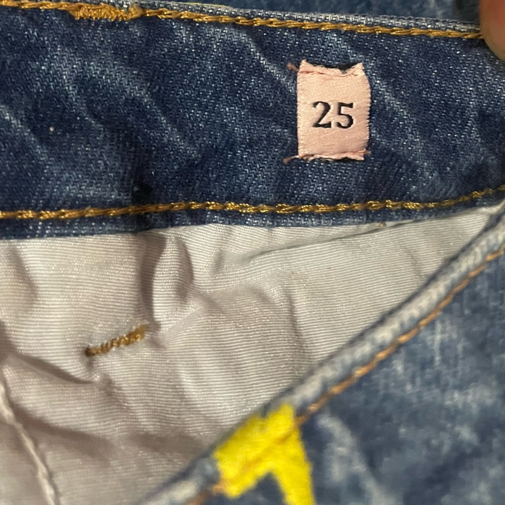 Mai Accents Jeans - Picture 4 of 5